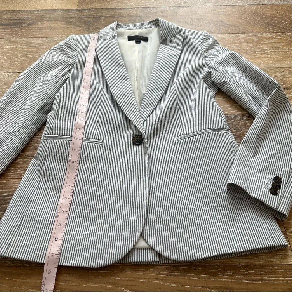 J.Crew Gray & White Striped Seersucker Blazer Jacket sz.0